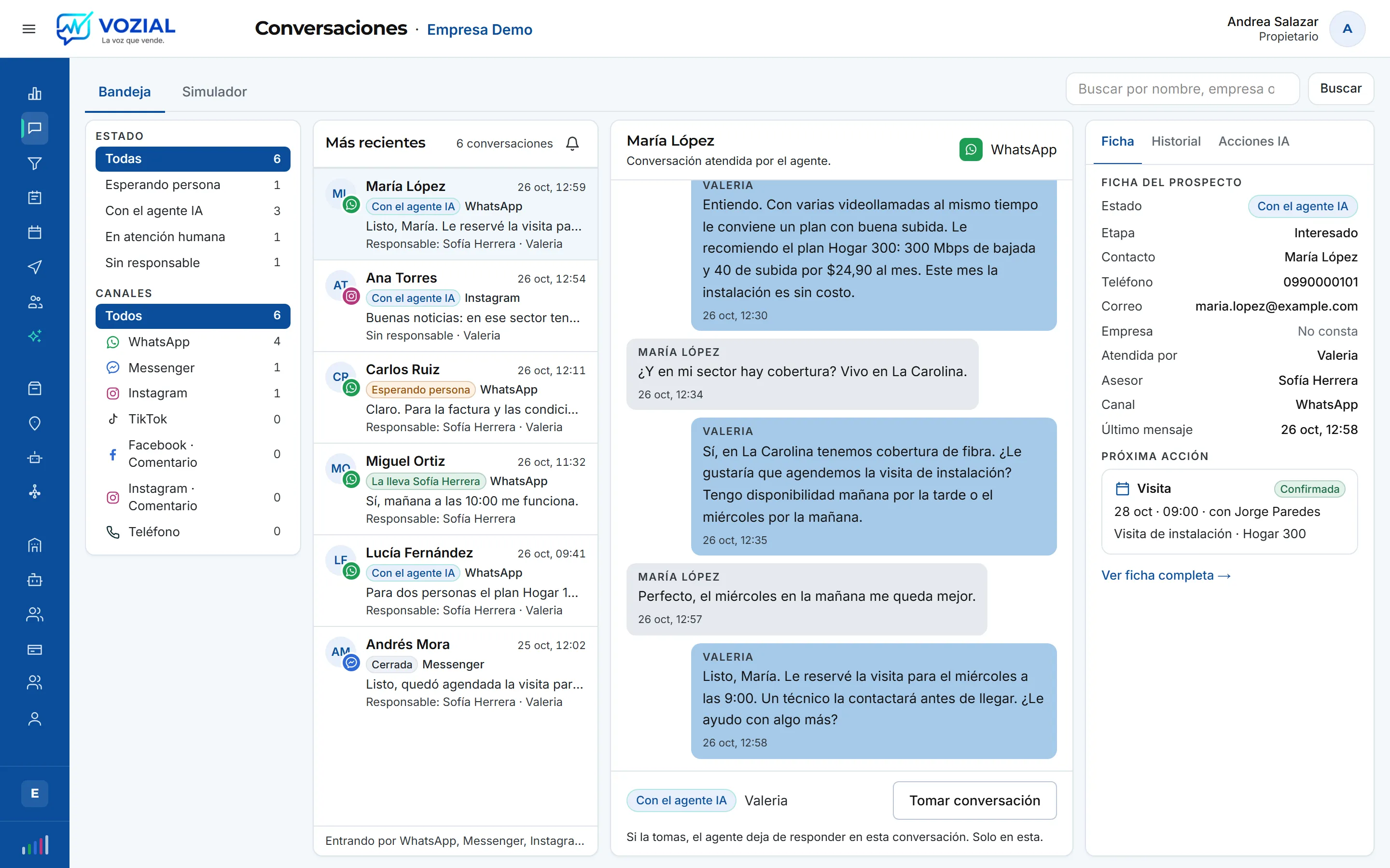 Pantalla de Conversaciones de VOZIAL con datos de prueba